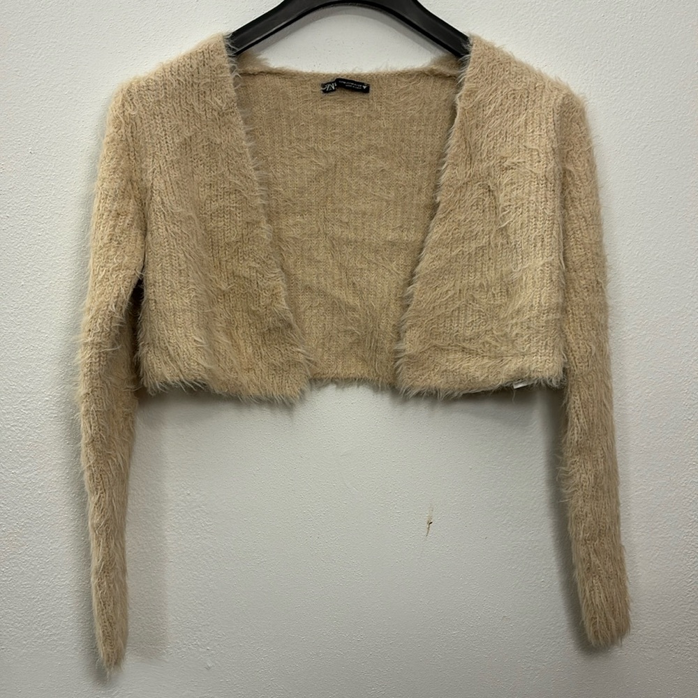 Zara Fuzzy & Soft Knit Cropped Balero Cardigan - Cream